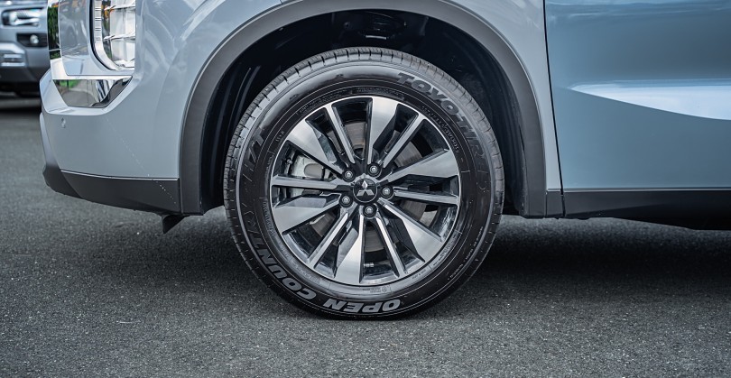 2026 Mitsubishi Outlander 6