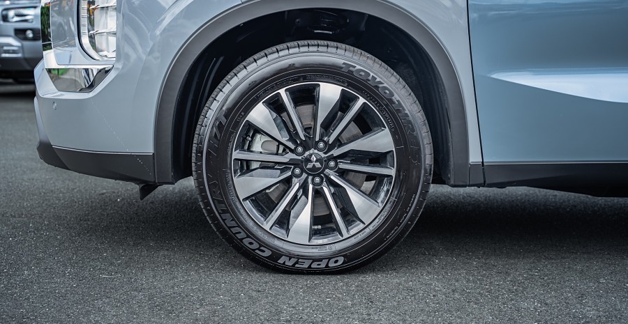 2026 Mitsubishi Outlander 6