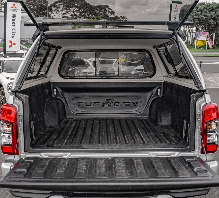 2021 Mitsubishi Triton 18