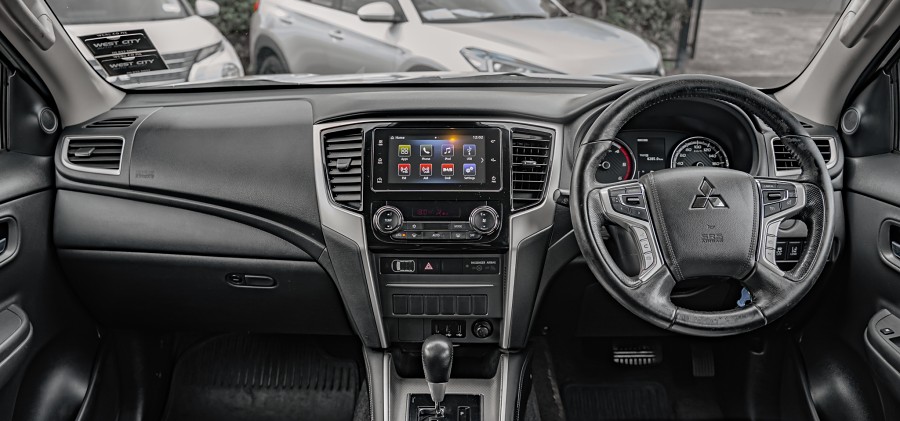2021 Mitsubishi Triton 10