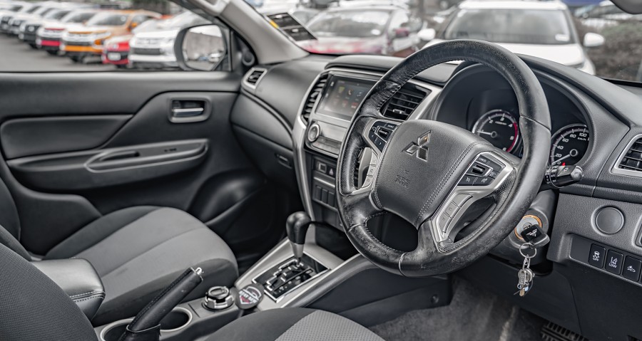2021 Mitsubishi Triton 9