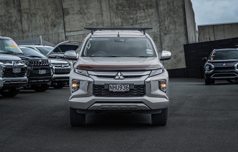 2021 Mitsubishi Triton 3