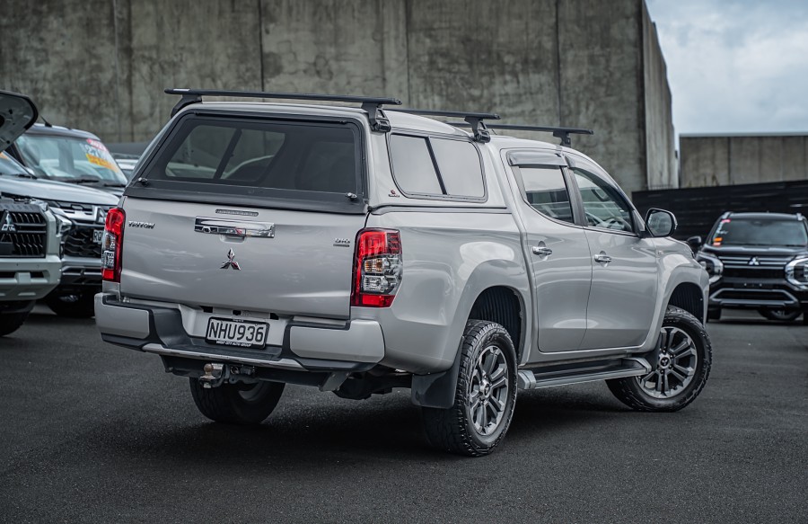 2021 Mitsubishi Triton 2