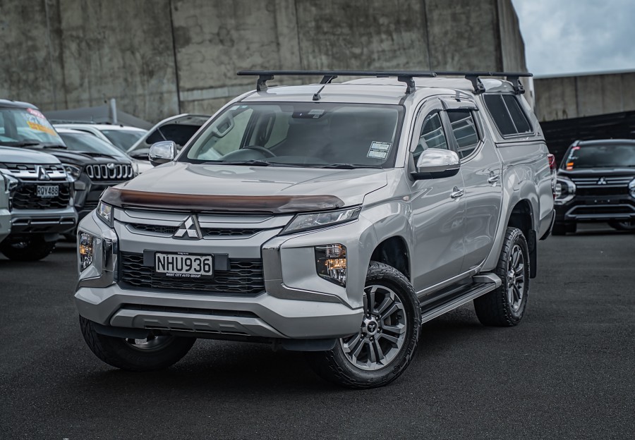 2021 Mitsubishi Triton 1