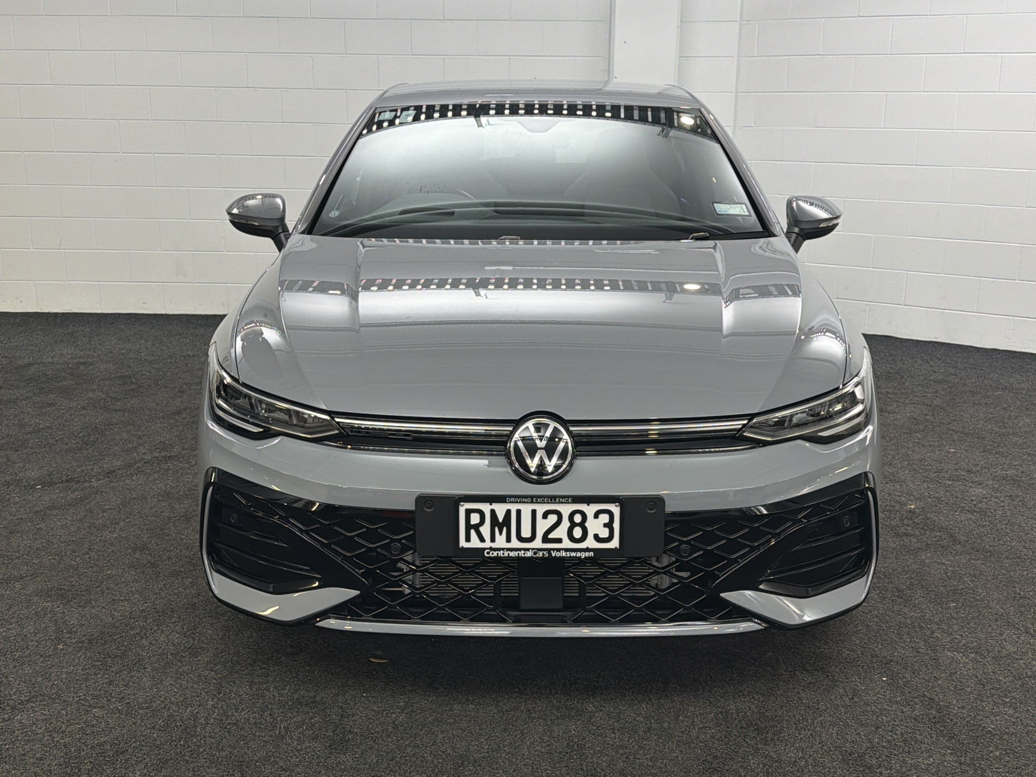 Volkswagen Golf 8.5 R-LINE