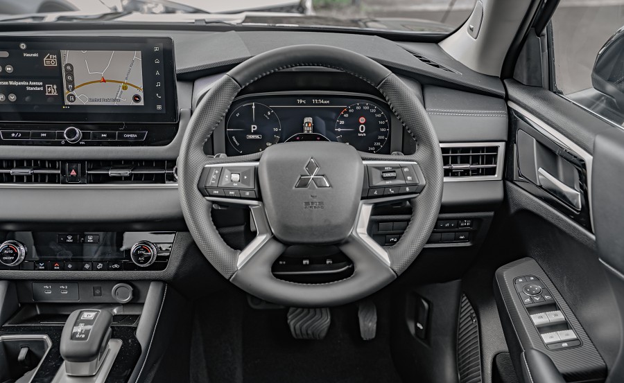 2026 Mitsubishi Outlander 11