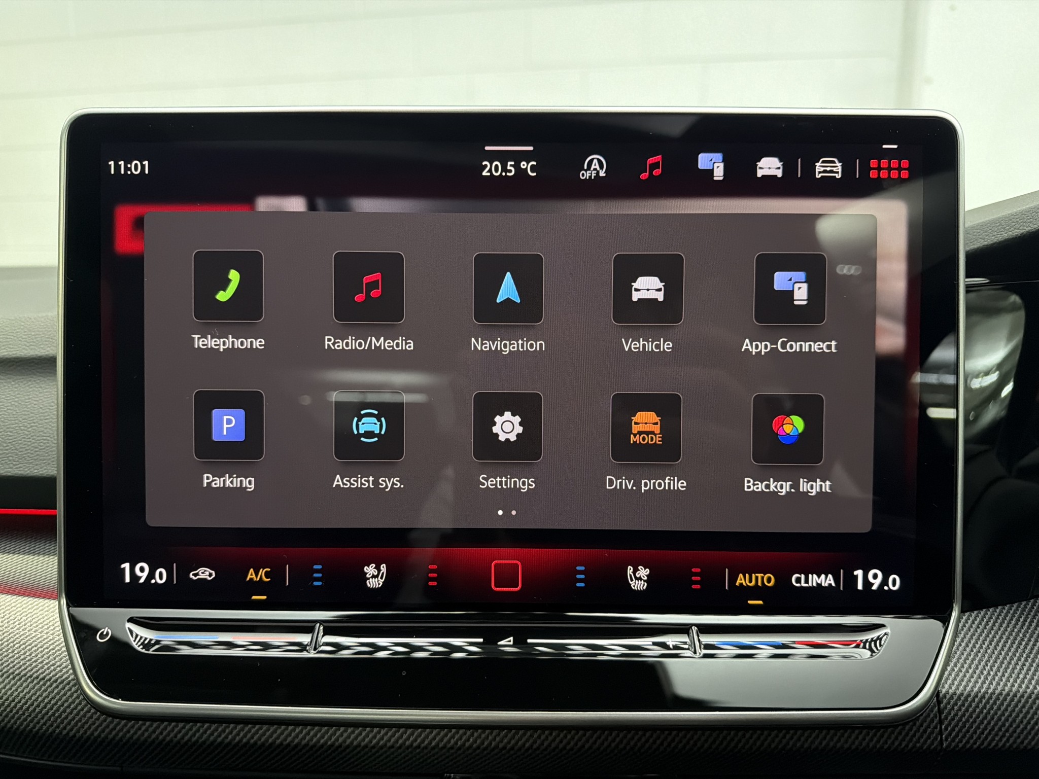 Volkswagen Golf R 8.5