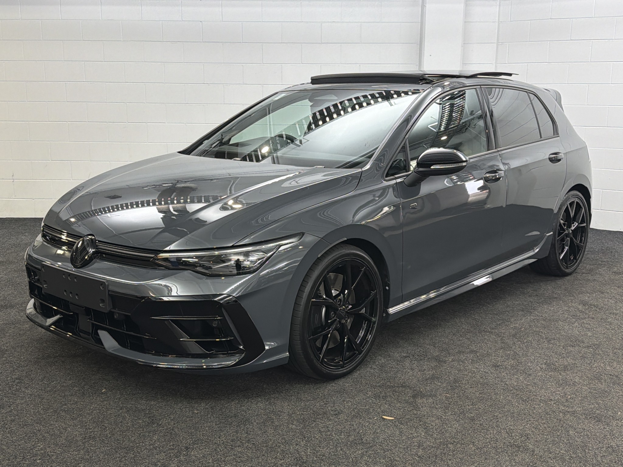 Volkswagen Golf R 8.5