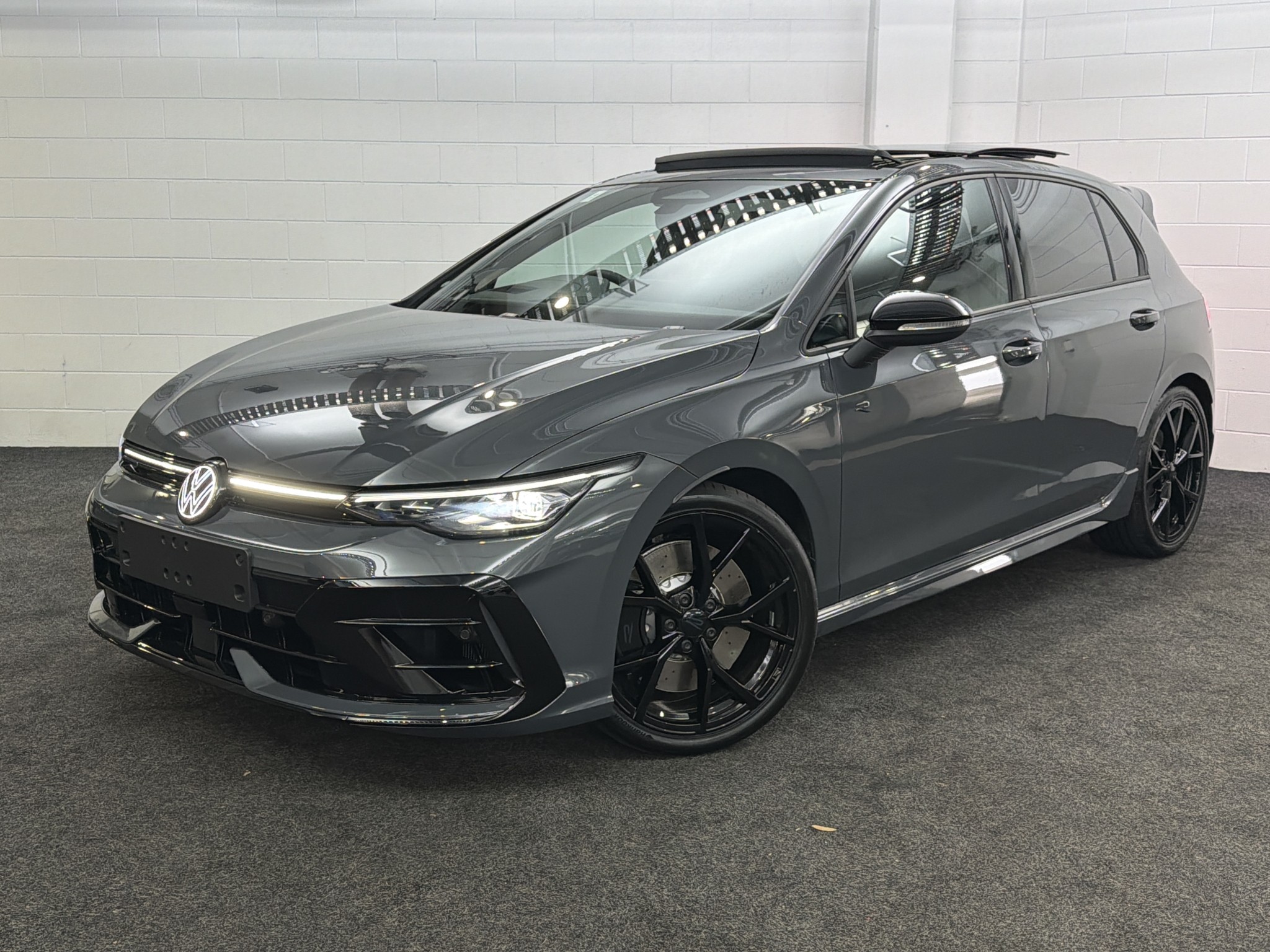 Volkswagen Golf R 8.5