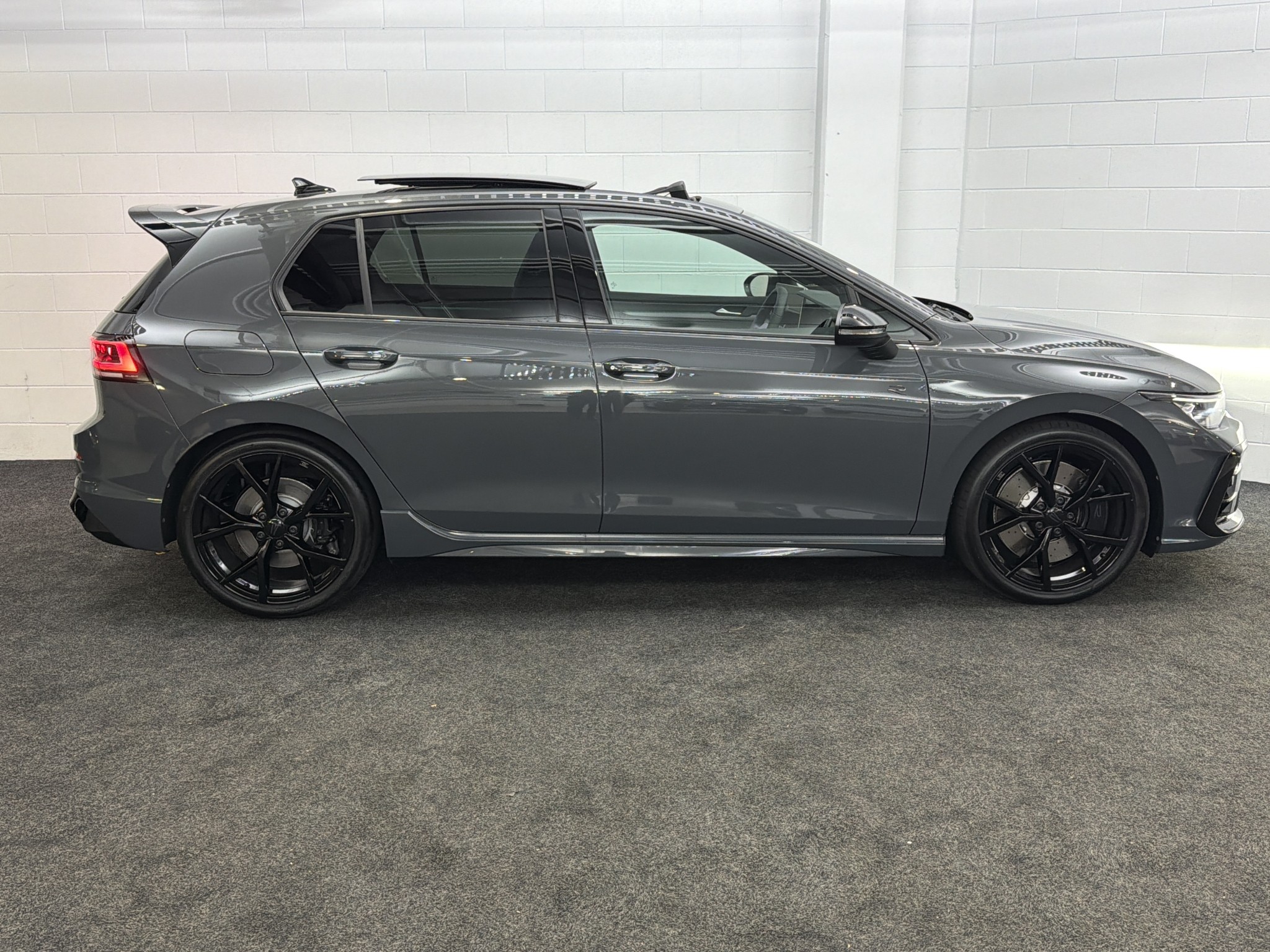 Volkswagen Golf R 8.5