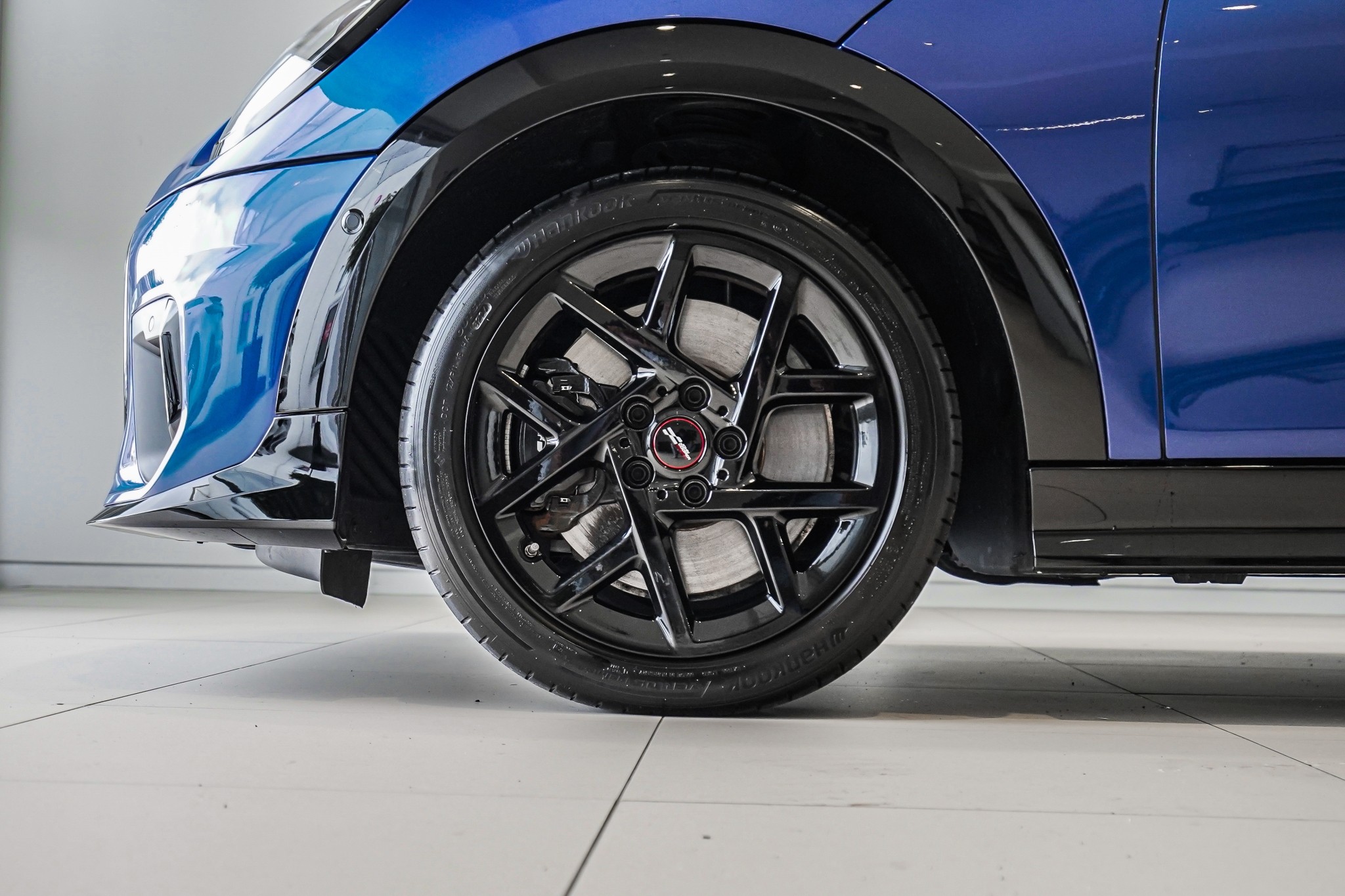 MINI Cooper S 5-Dr JCW