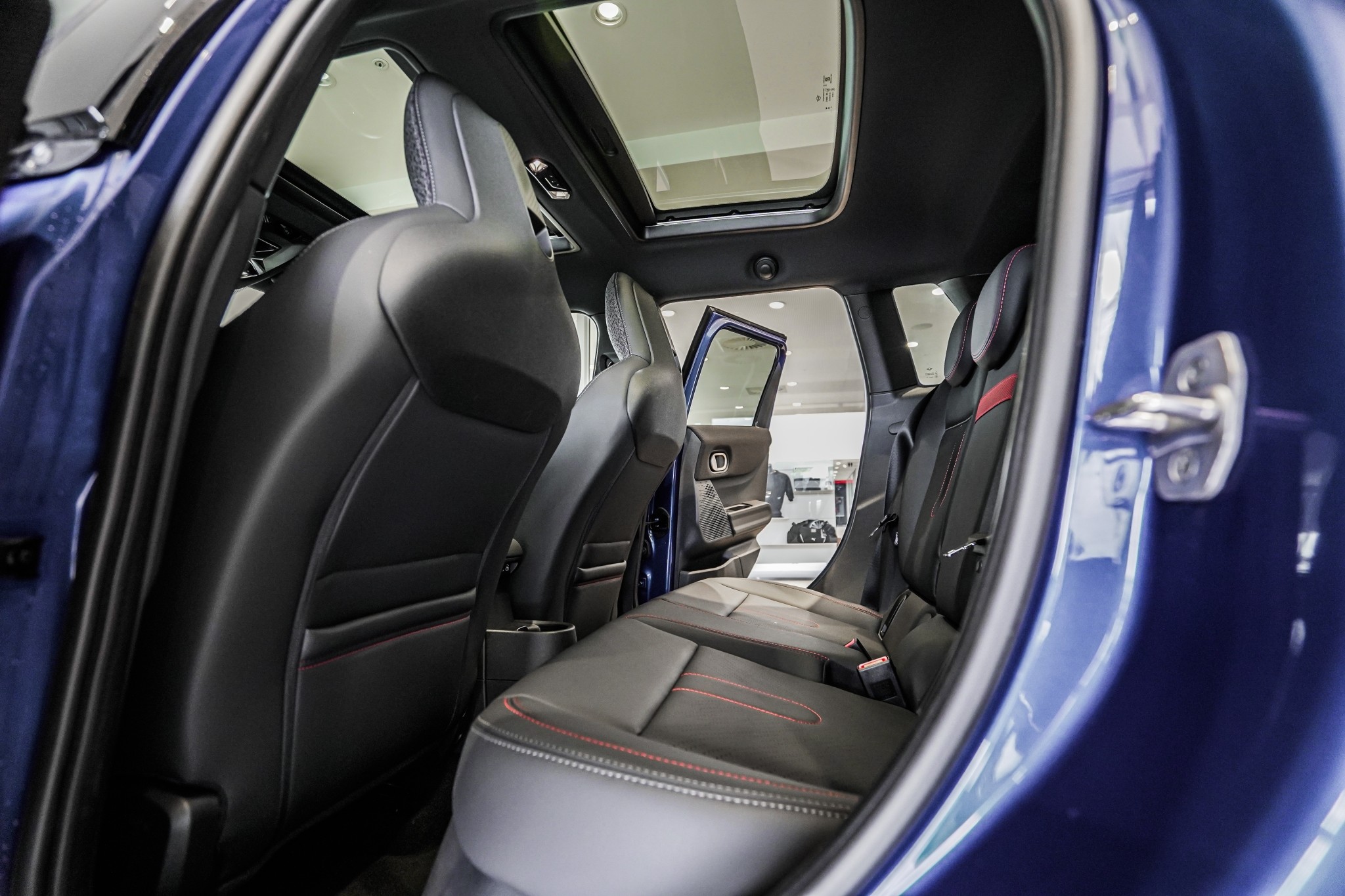 MINI Cooper S 5-Dr JCW