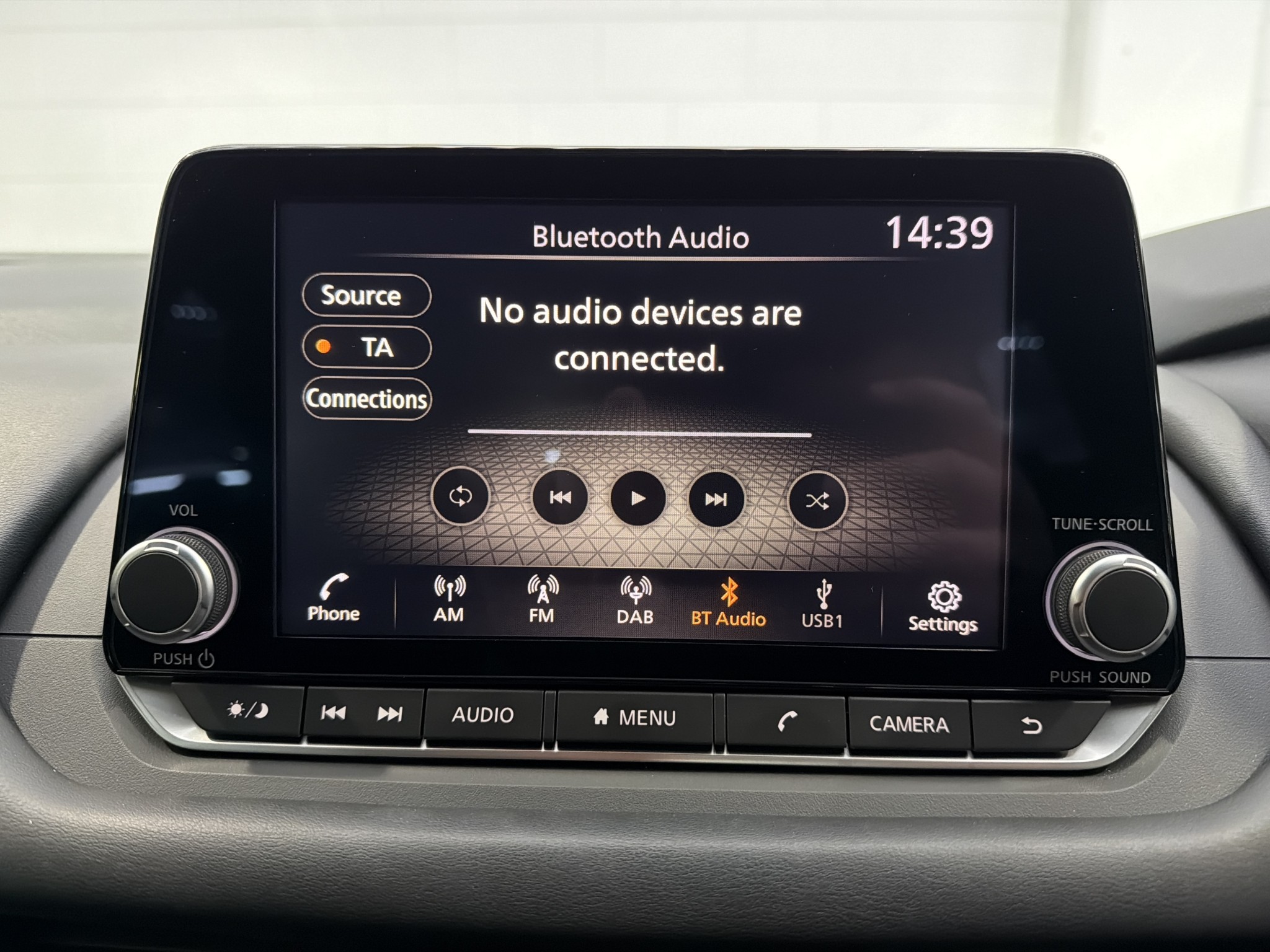 Nissan Qashqai ST 1.3PT/6CVT