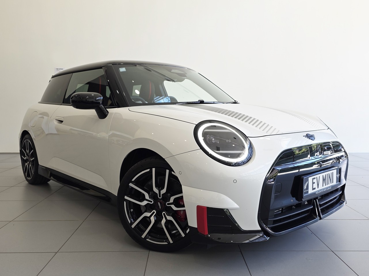 MINI Cooper JCW E