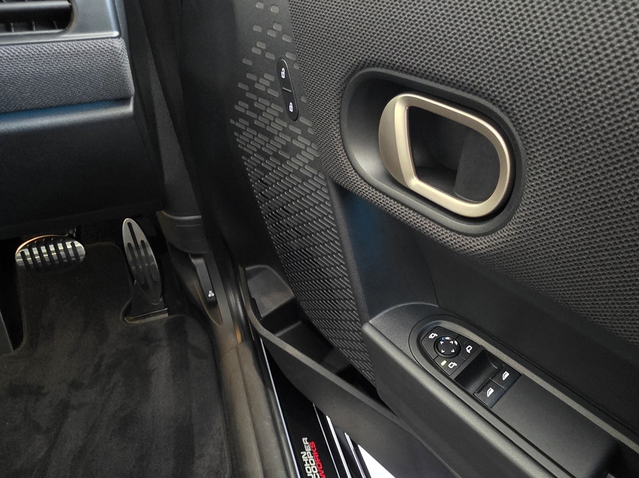 MINI Cooper JCW Favoured Spec