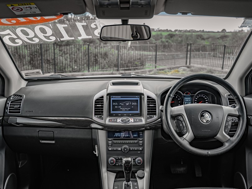 2015 Holden Captiva 10