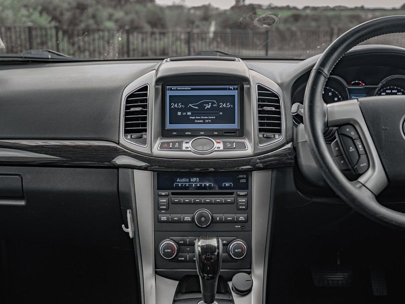 2015 Holden Captiva 15