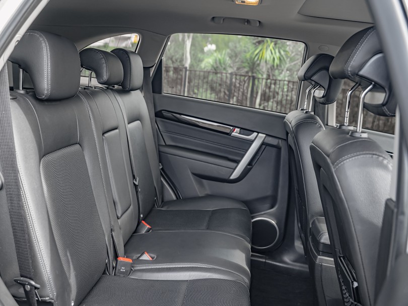 2015 Holden Captiva 17