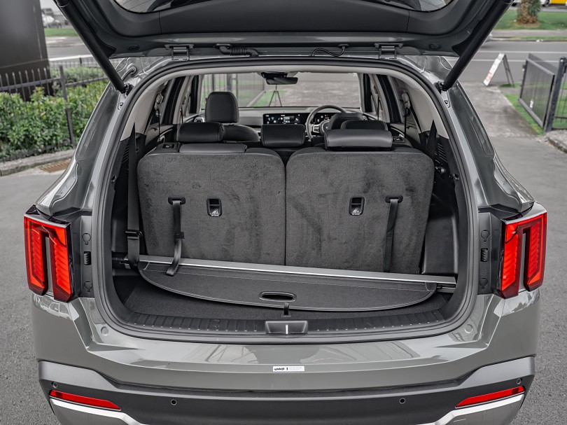 2025 Kia Sorento 19