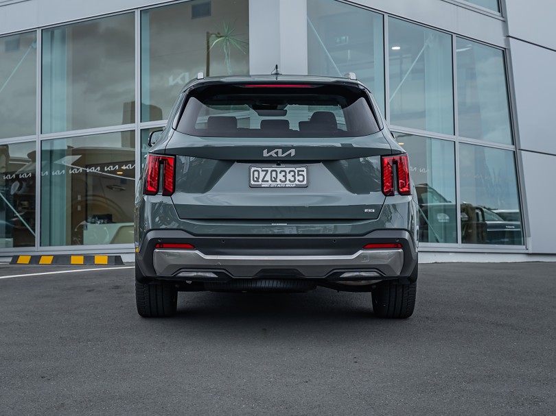 2025 Kia Sorento 4