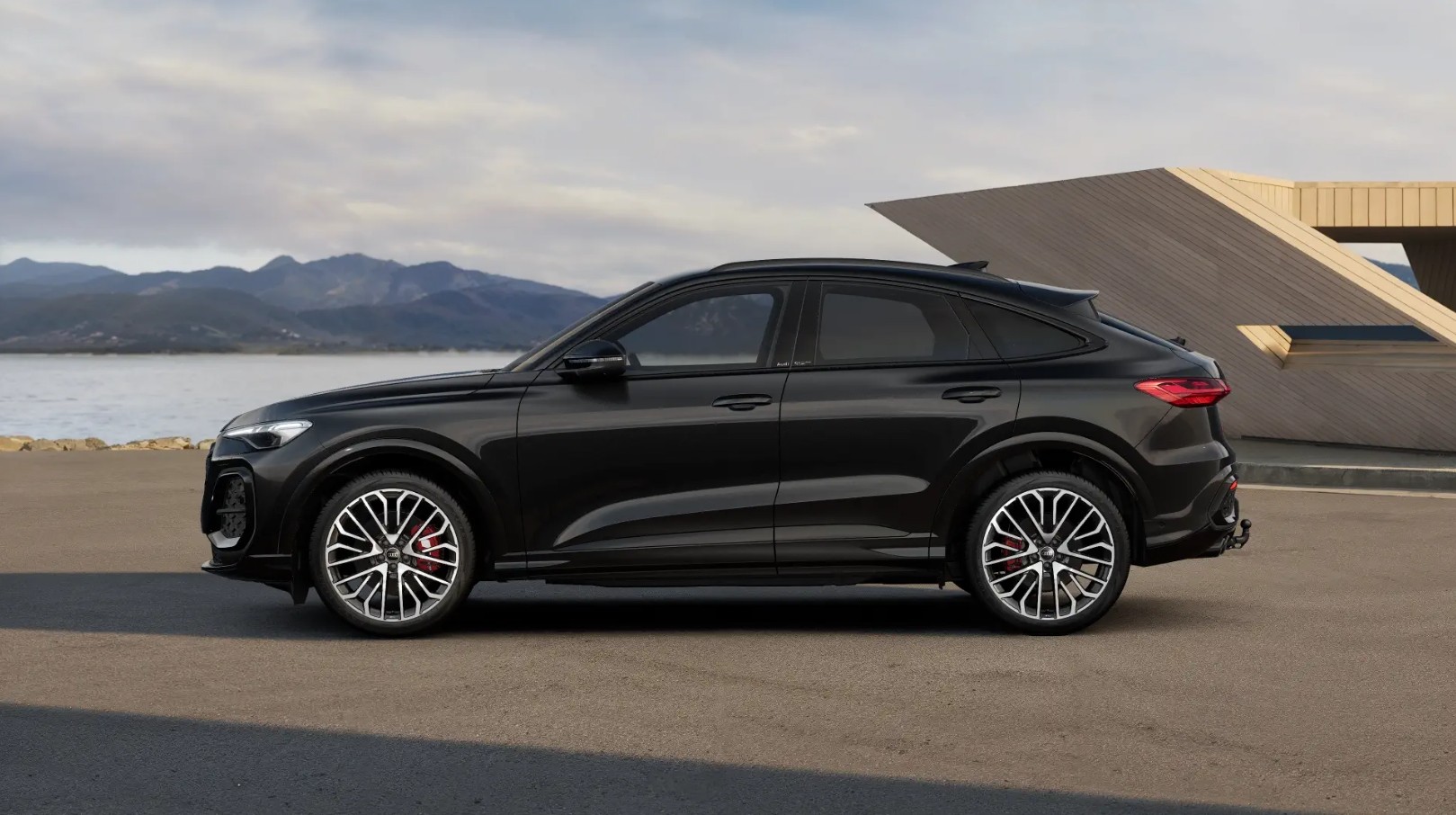 Audi SQ5 SPORTBACK TFSI