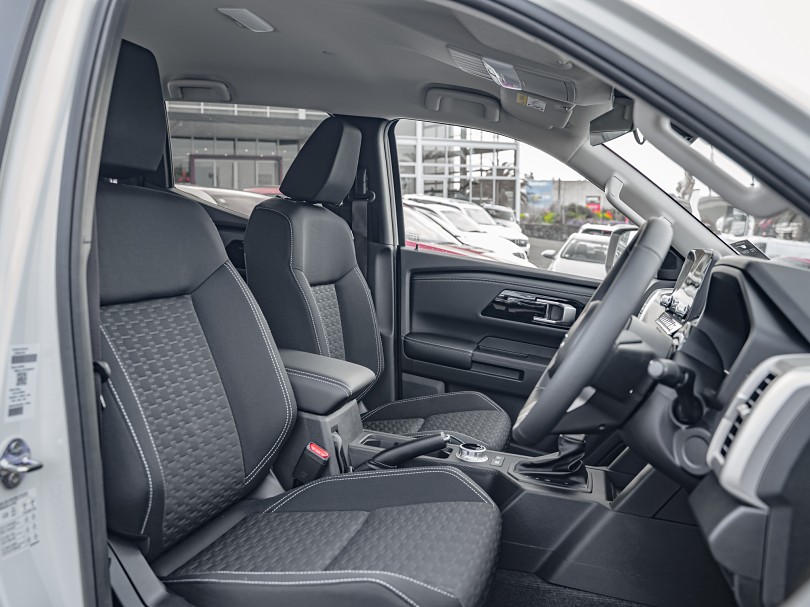 2026 Mitsubishi Triton 8