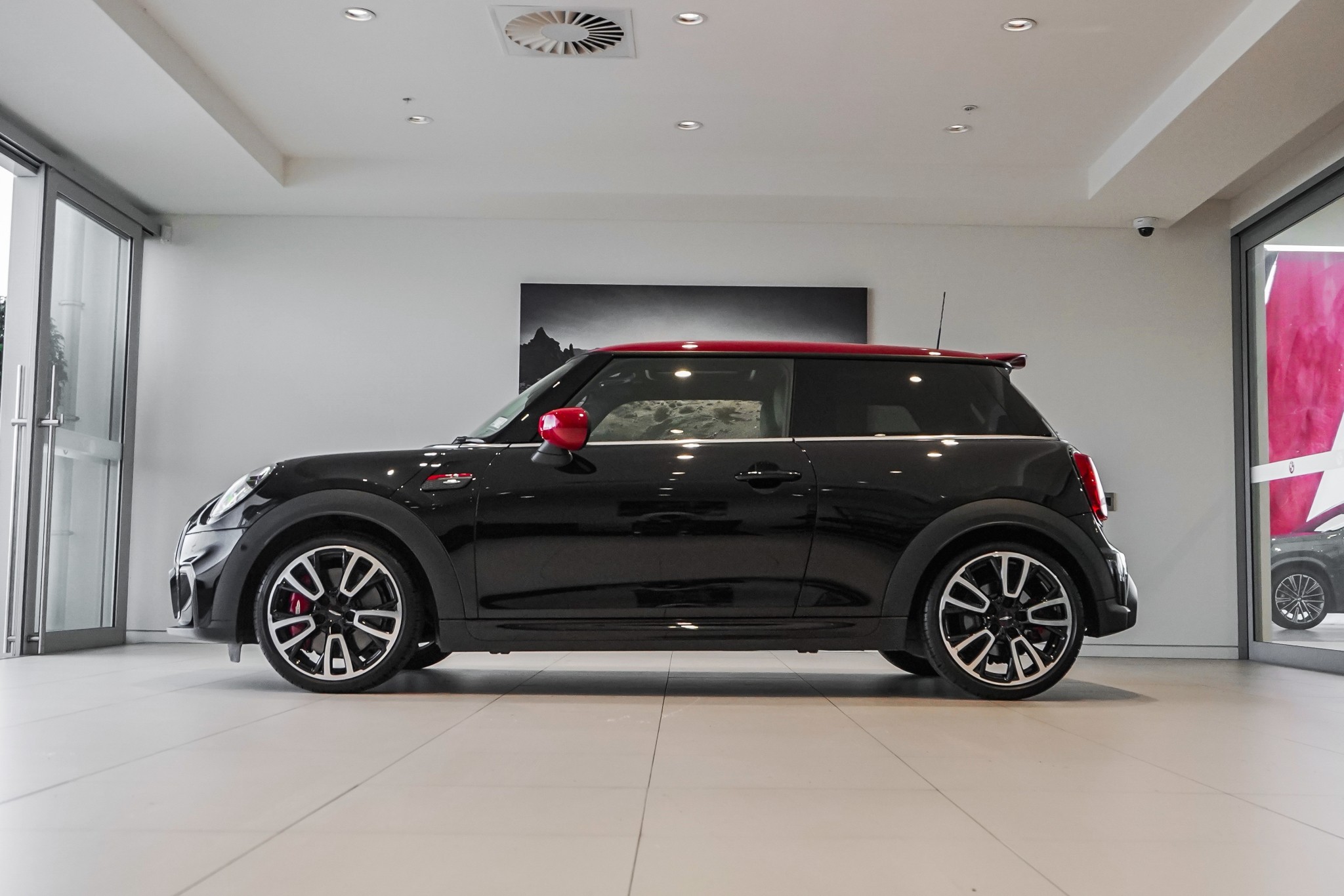 MINI Cooper John Cooper Works