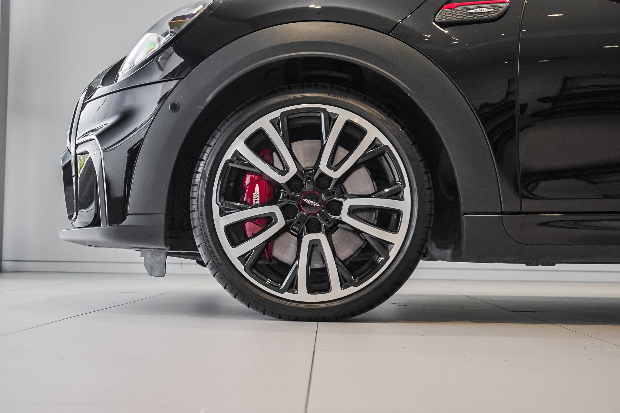 MINI Cooper John Cooper Works