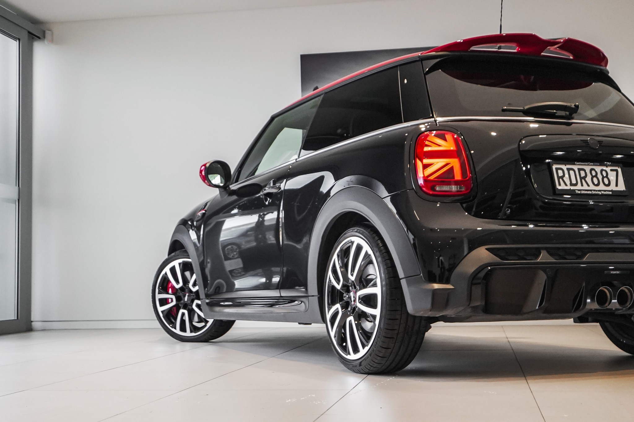 MINI Cooper John Cooper Works