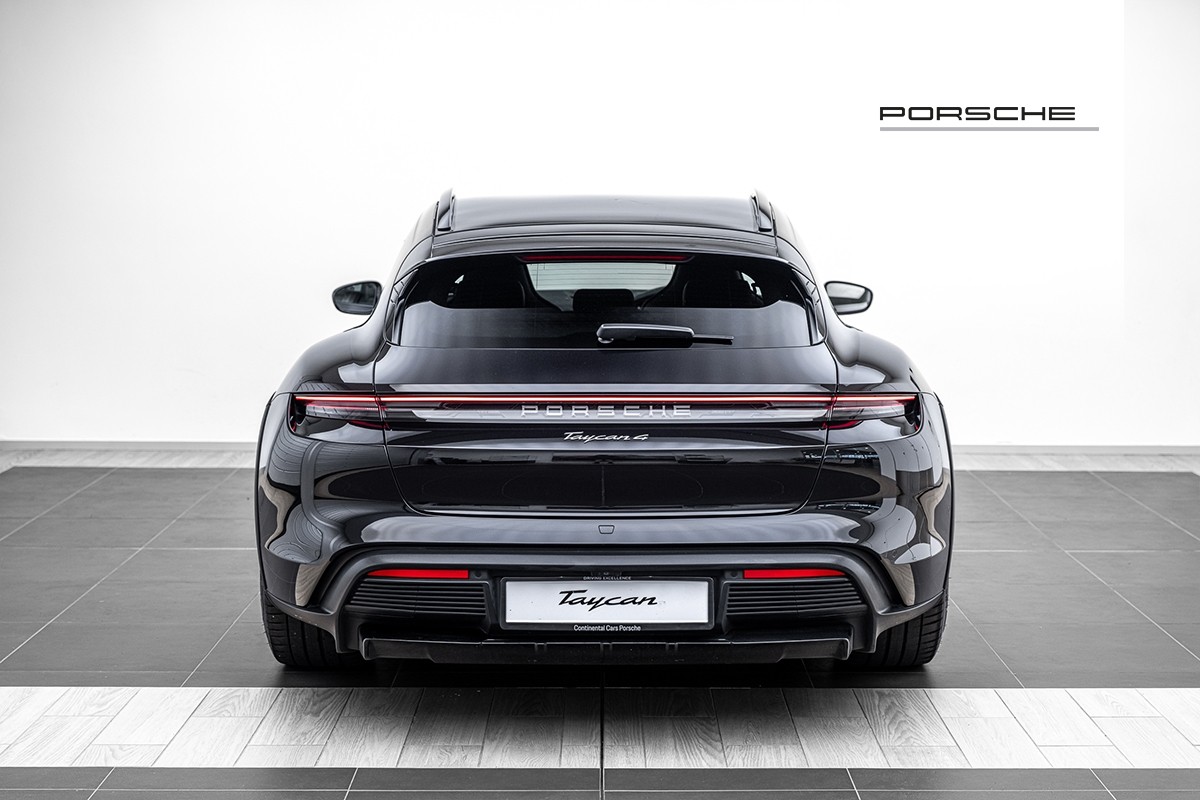 Porsche Taycan 4 Cross Turismo J1 II (New Model)