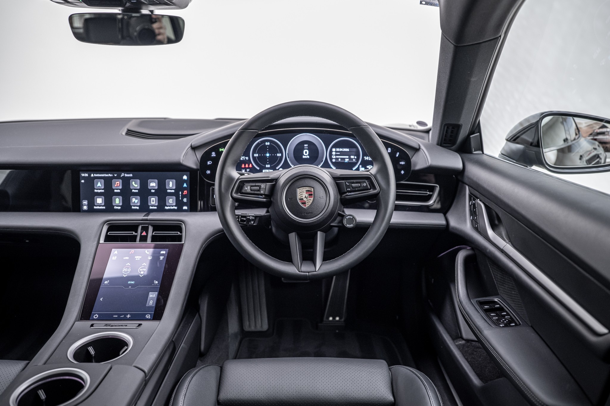 Porsche Taycan 4 Cross Turismo J1 II (New Model)