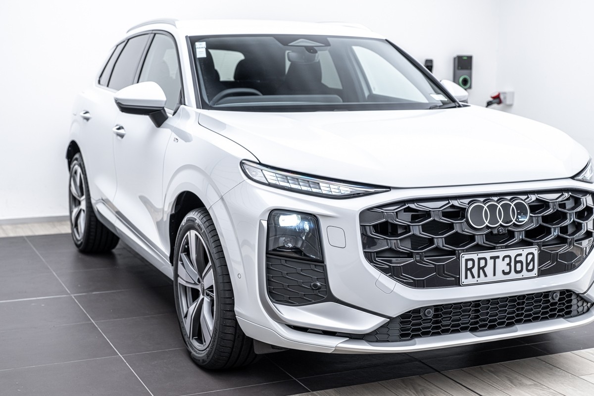 Audi Q3 SUV TFSI 110 KW