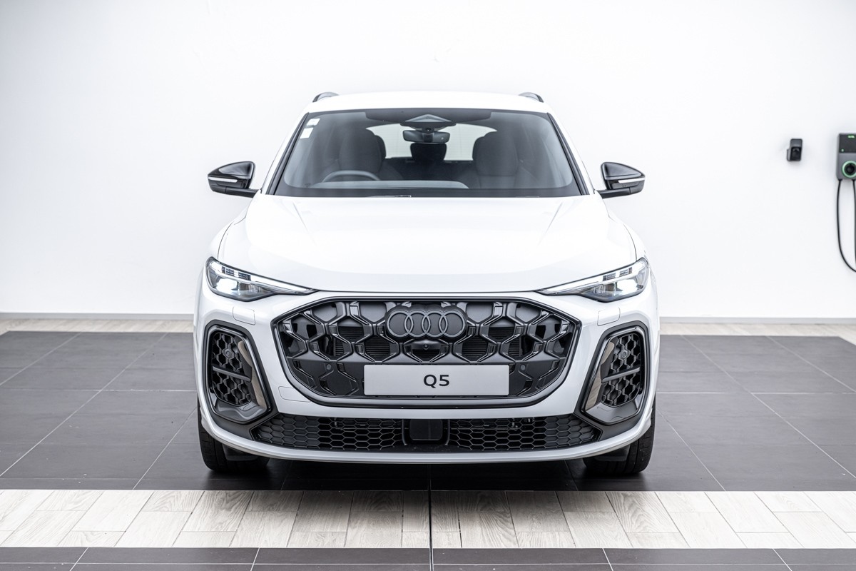 Audi Q5 SUV TFSI QUATTRO S TRONIC 150 KW