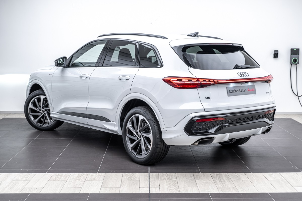 Audi Q5 SUV TFSI QUATTRO S TRONIC 150 KW