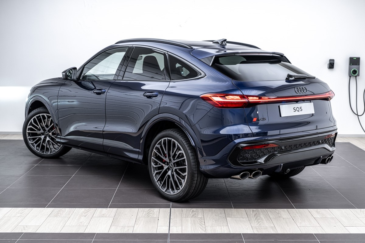 Audi SQ5 SPORTBACK TFSI
