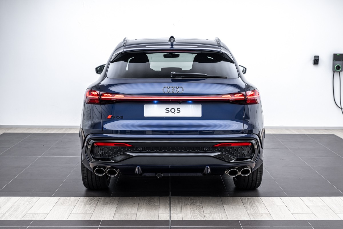 Audi SQ5 SPORTBACK TFSI