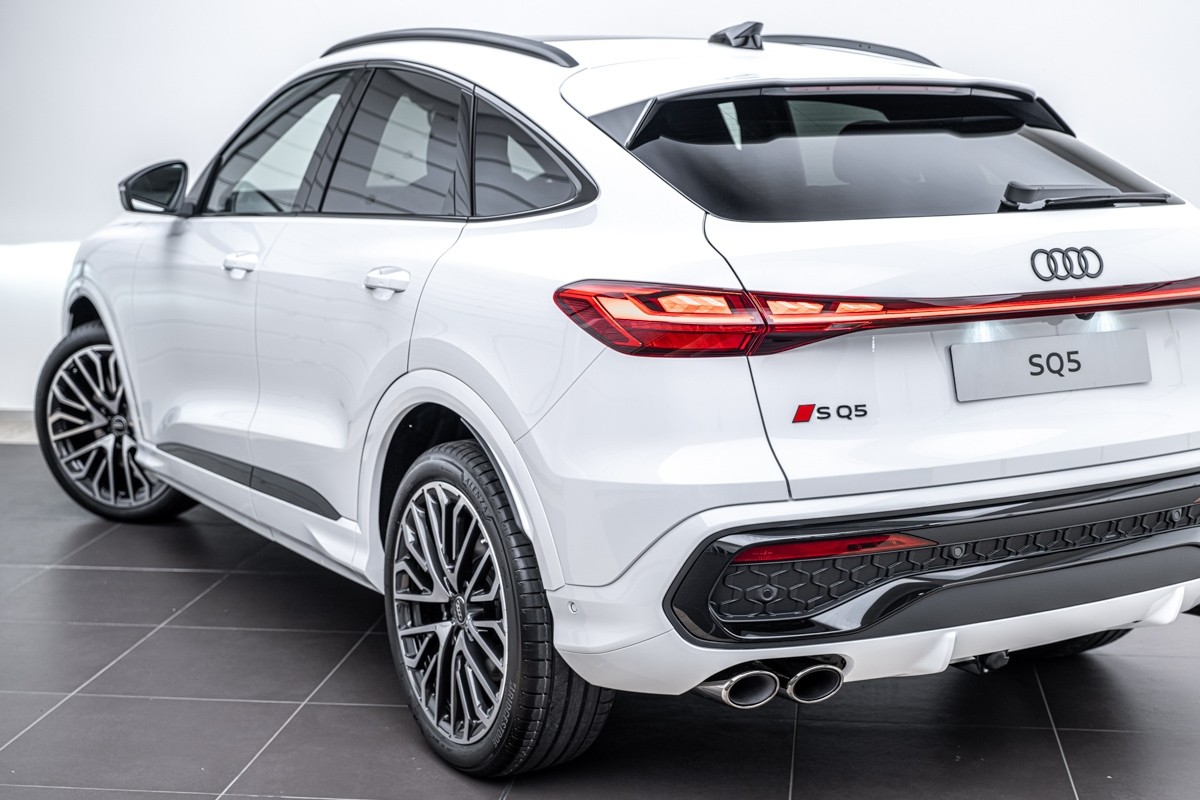 Audi SQ5 SPORTBACK TFSI