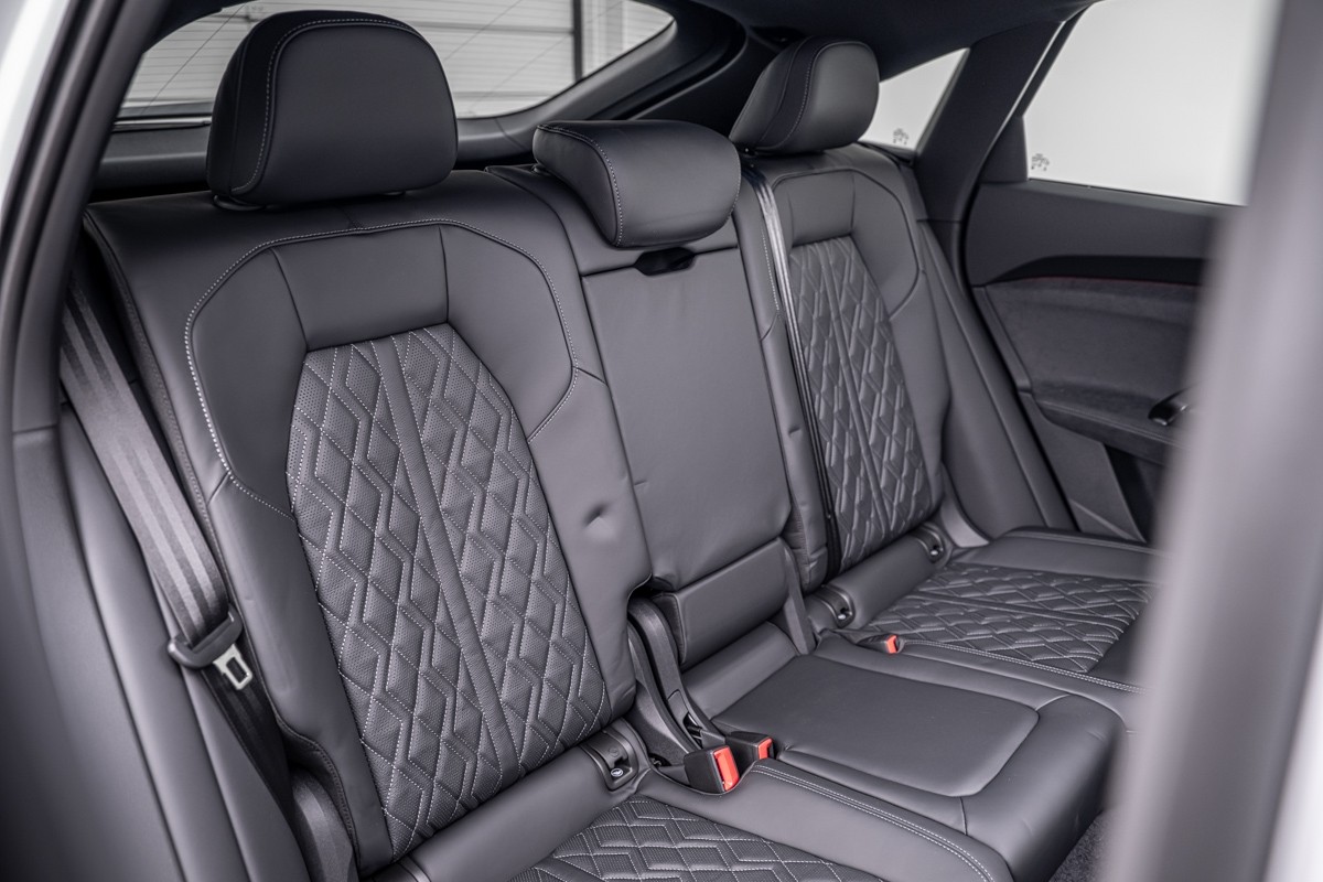 Audi SQ5 SPORTBACK TFSI