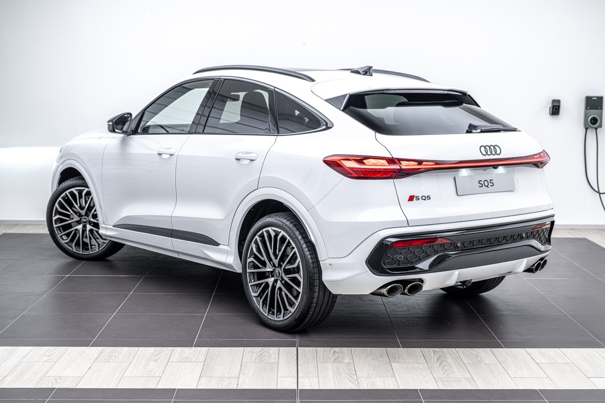 Audi SQ5 SPORTBACK TFSI