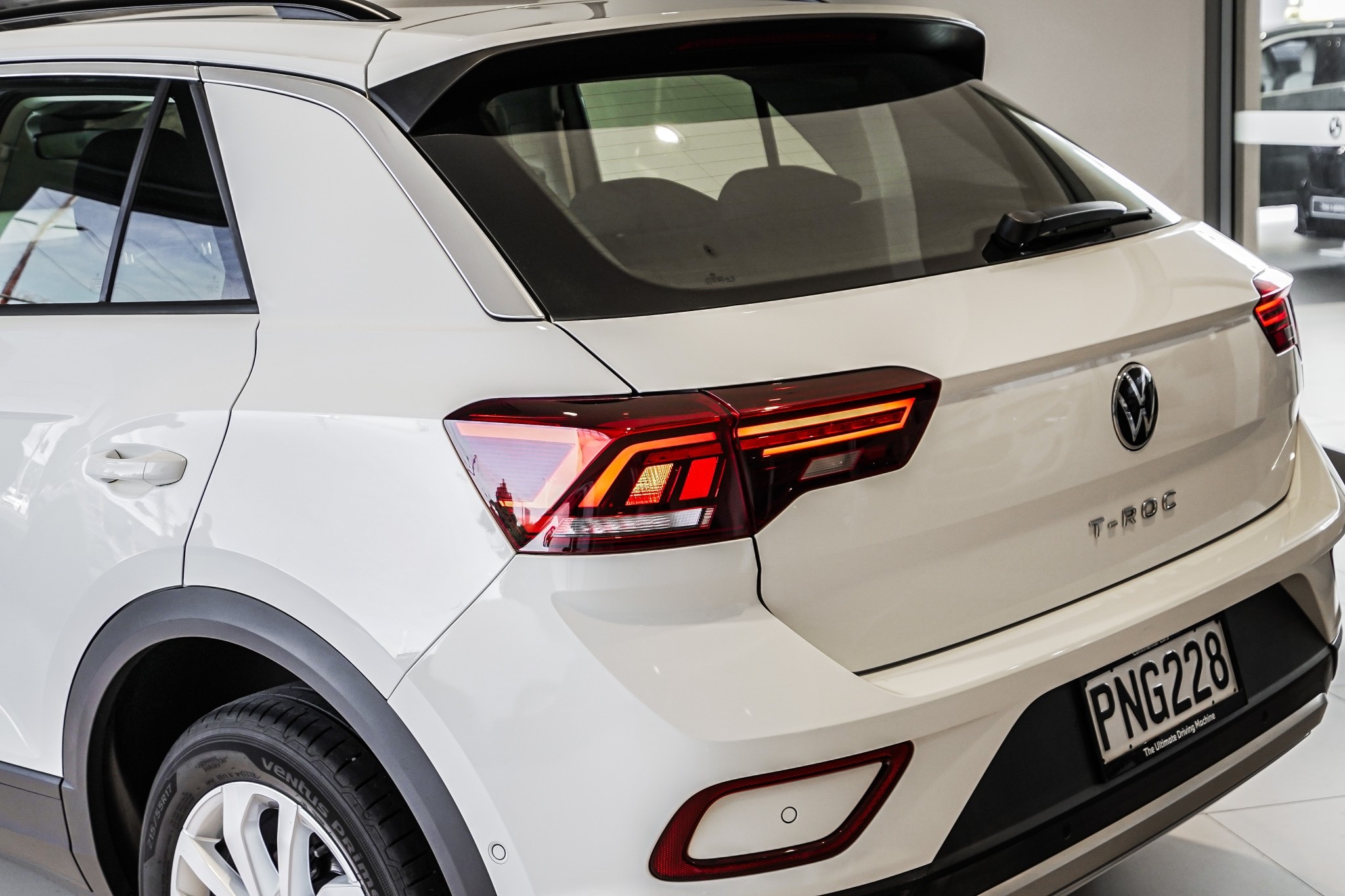 Volkswagen T-Roc Tsi Life 2Wd 1.4Pt