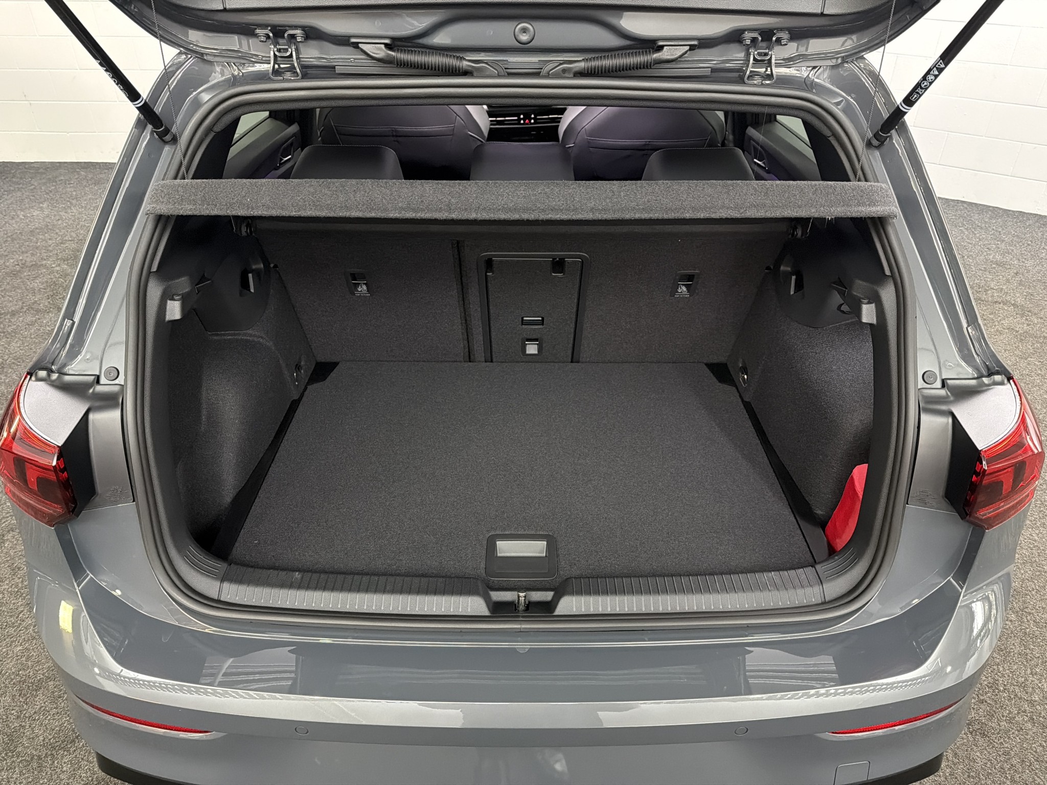 Volkswagen Golf 8.5 R-LINE