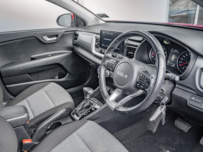 2023 Kia Stonic 9