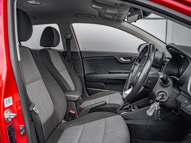 2023 Kia Stonic 8