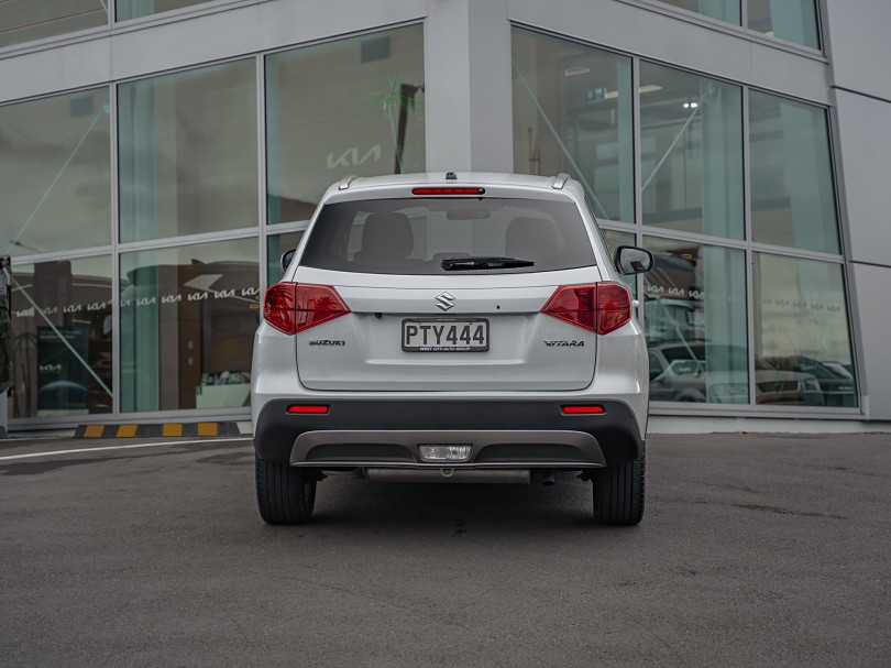 2023 Suzuki Vitara 4