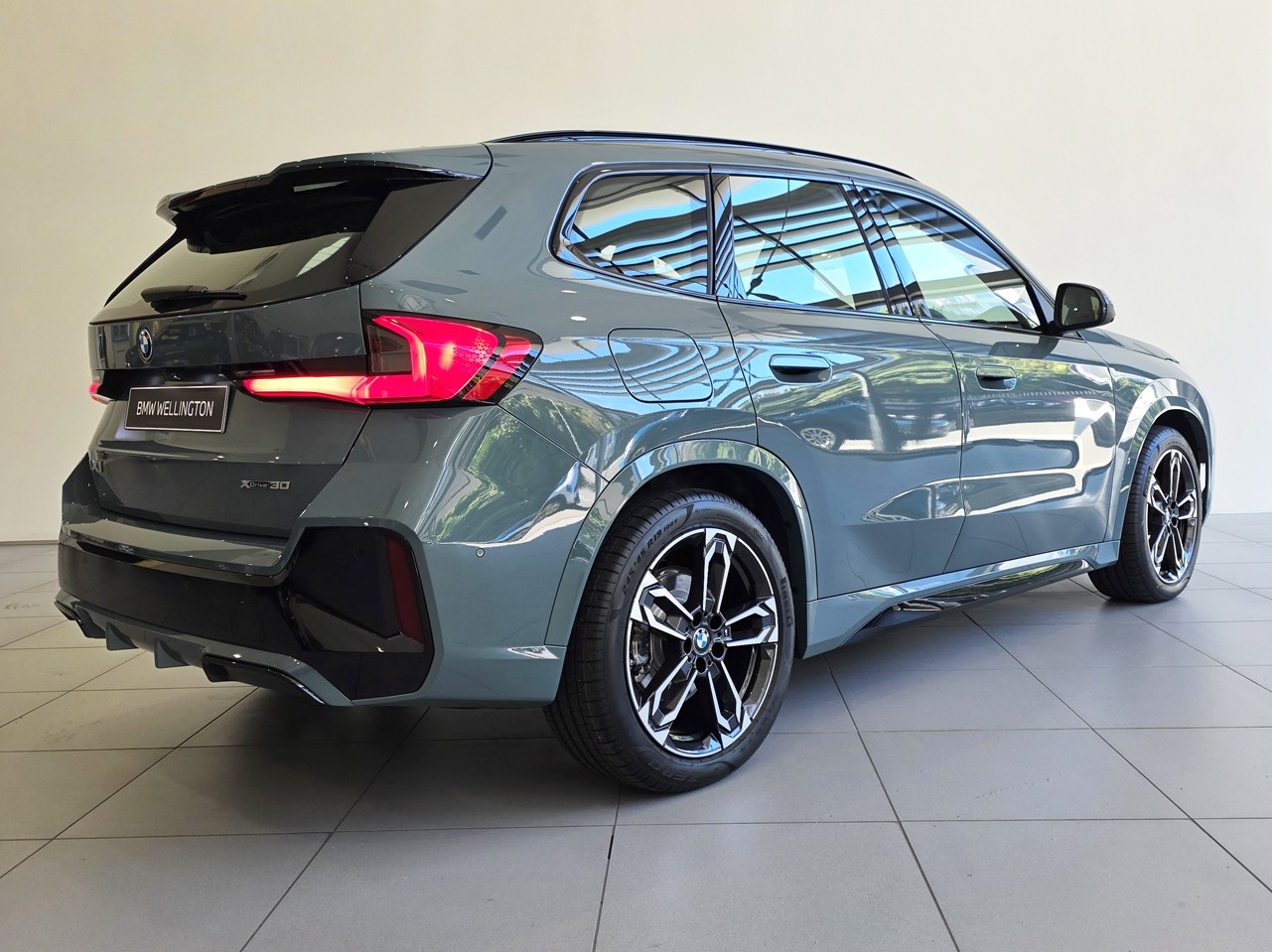 BMW iX1 xDrive30
