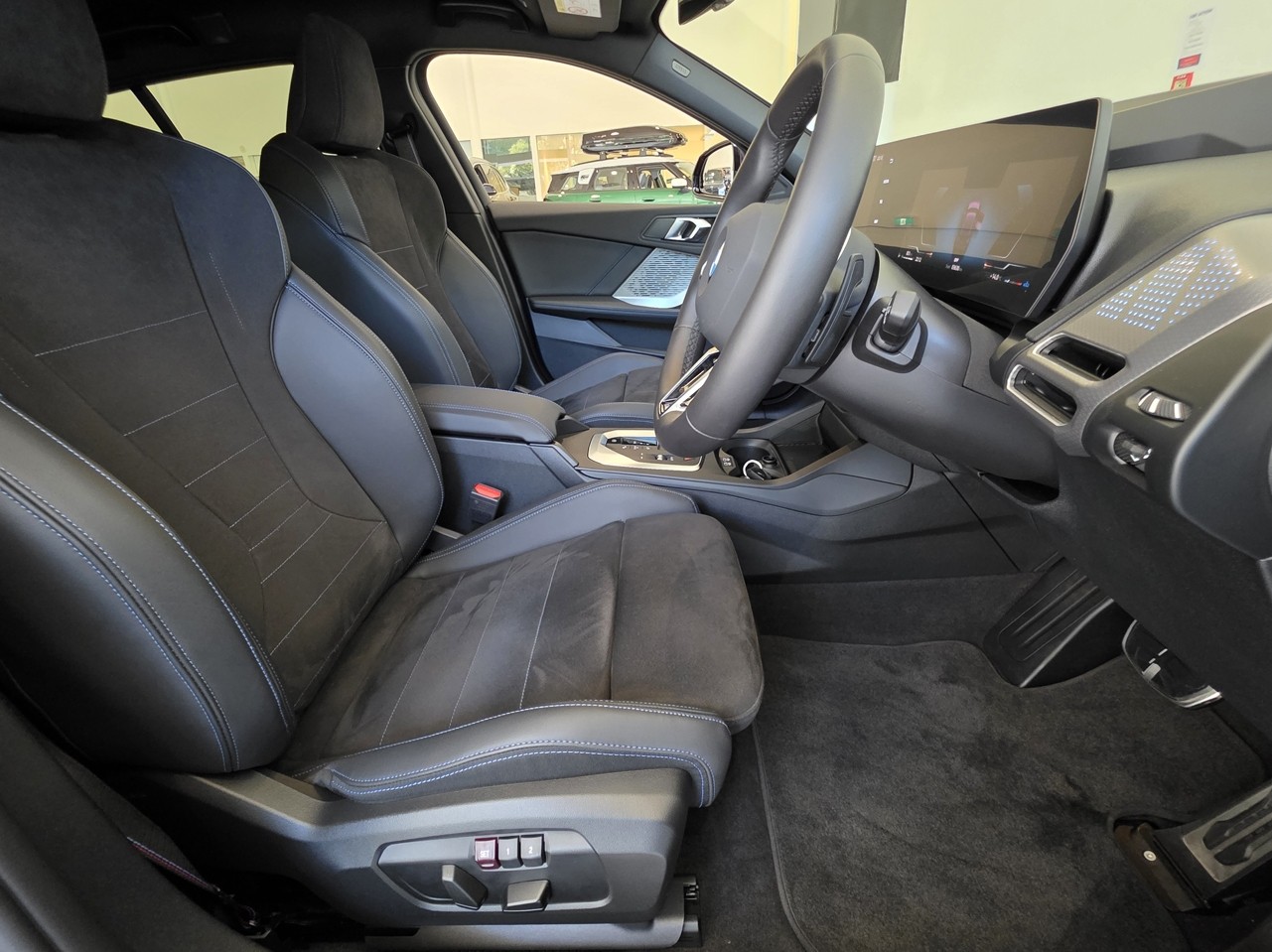 BMW 120i 120 Mid hybrid
