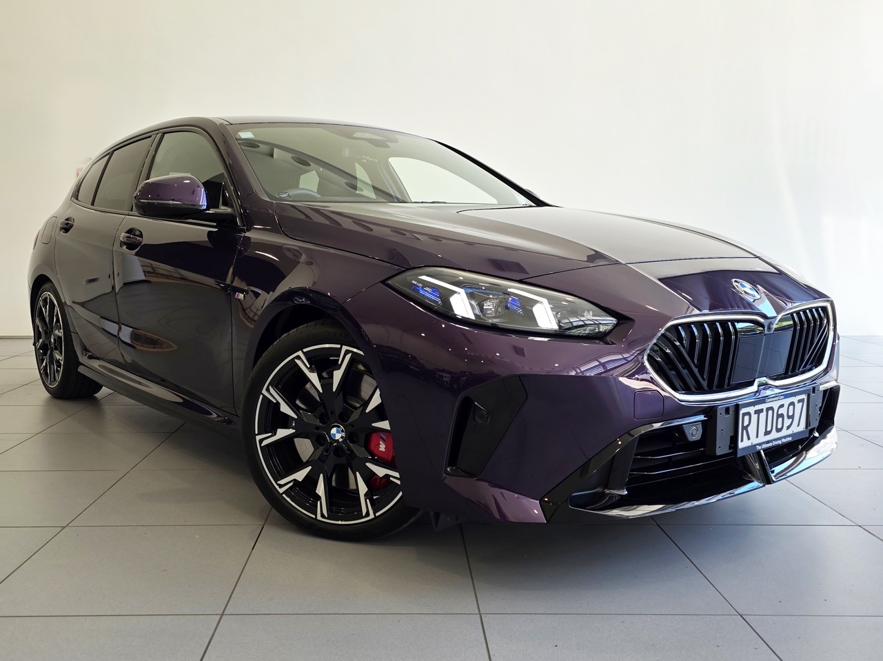 BMW 120i 120 Mid hybrid