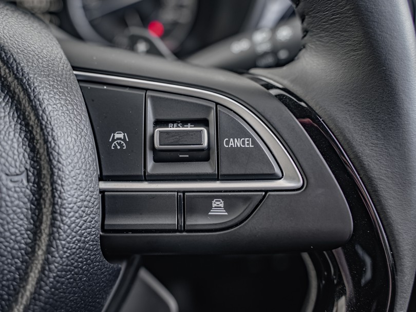 2025 Suzuki FRONX 12