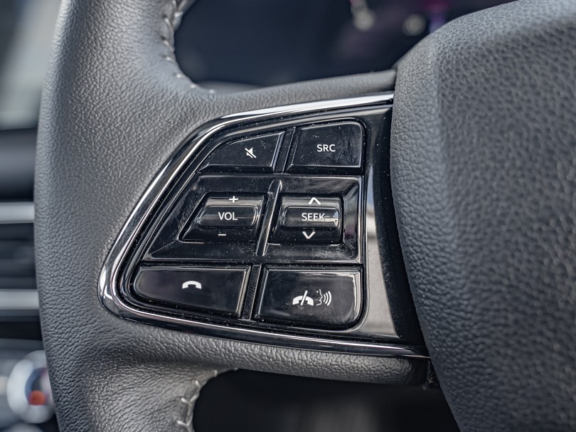 2026 Mahindra XUV700 13