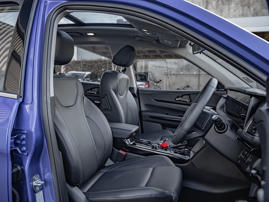2026 Mahindra XUV700 8